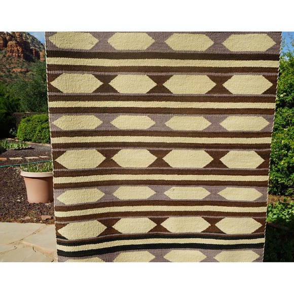 Vintage Navajo Native American Indian Geometric Pattern Rug - 32" x 57" - Picture 4 of 15